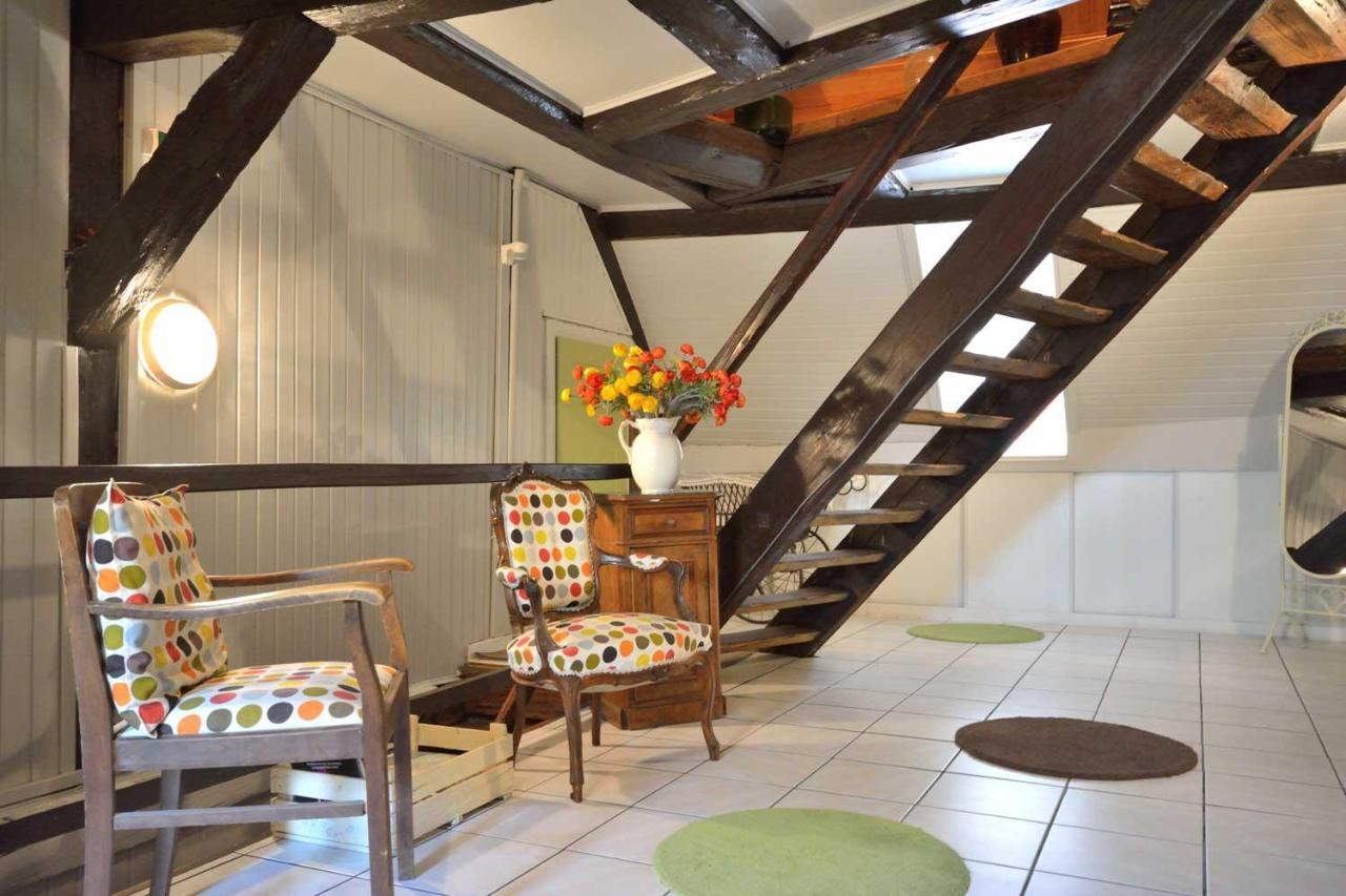 Chez Cecile Bed And Breakfast Chez Le Vigneron Colmar Ngoại thất bức ảnh
