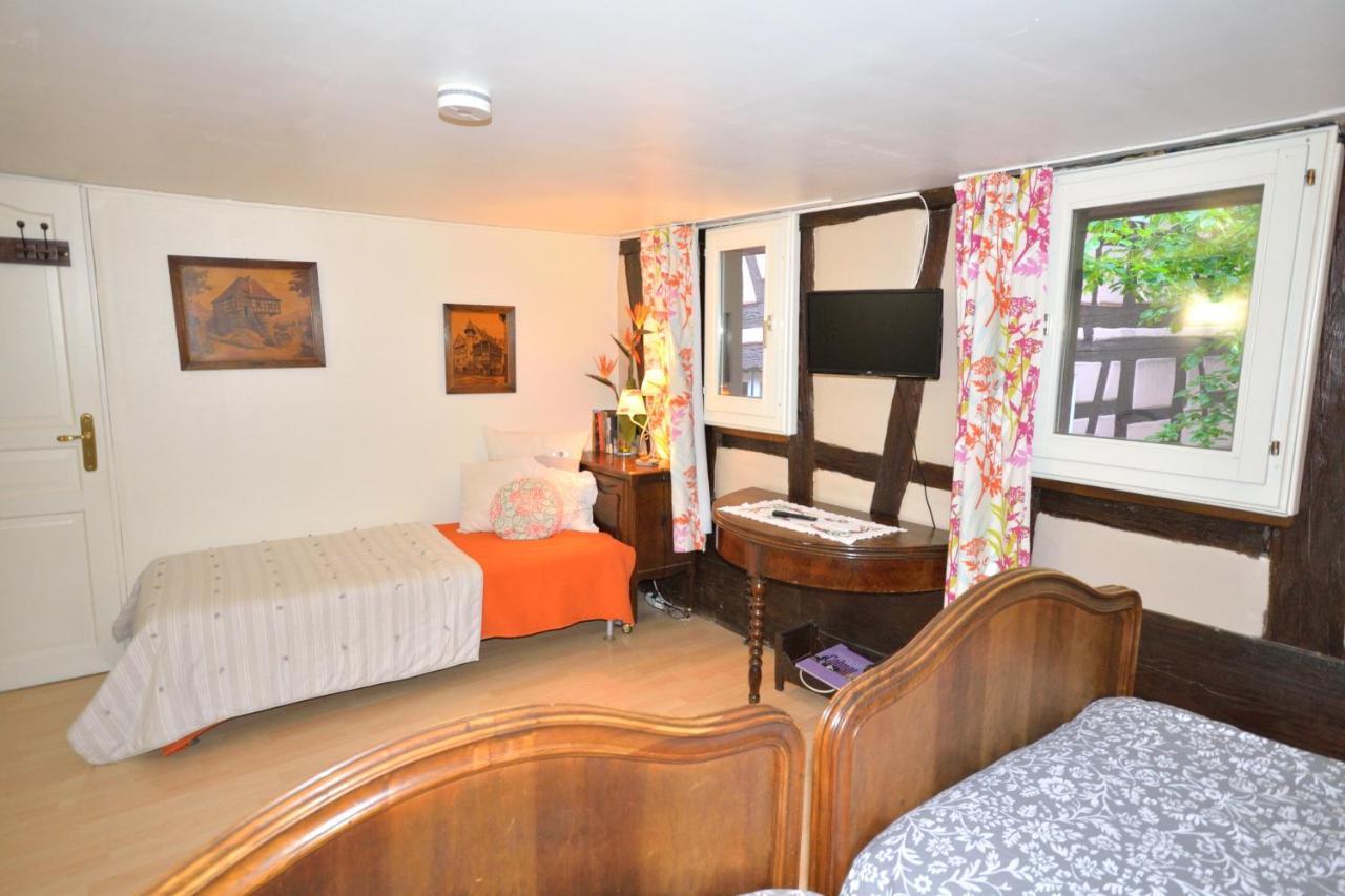 Chez Cecile Bed And Breakfast Chez Le Vigneron Colmar Ngoại thất bức ảnh